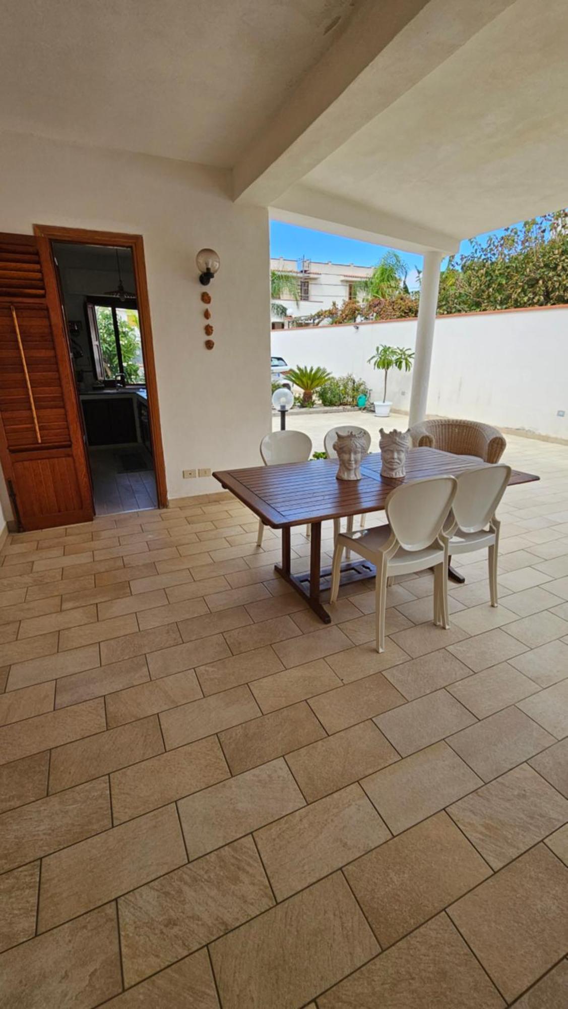 Isolahome Isola delle Femmine Ngoại thất bức ảnh