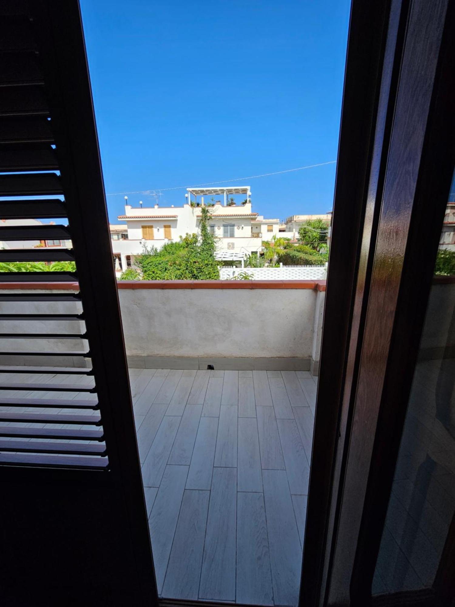 Isolahome Isola delle Femmine Ngoại thất bức ảnh