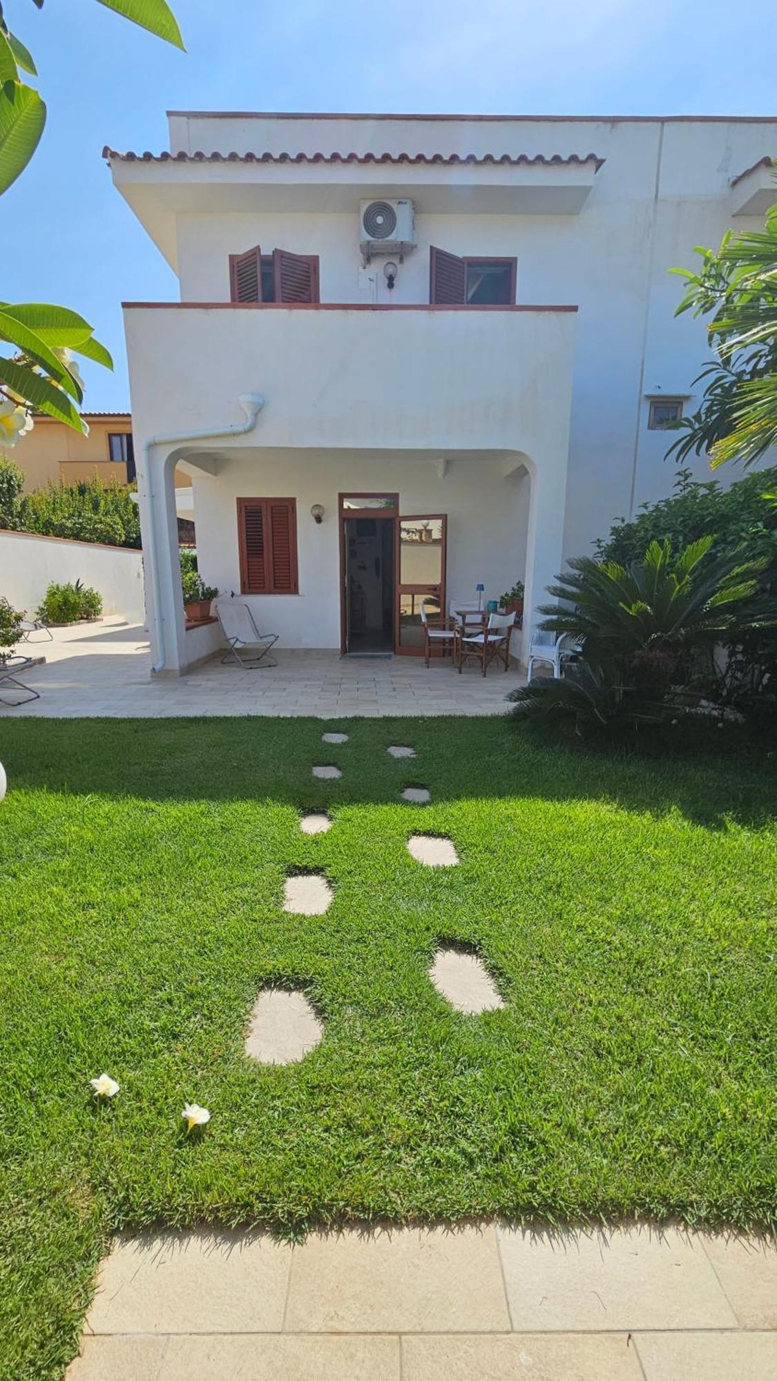Isolahome Isola delle Femmine Ngoại thất bức ảnh