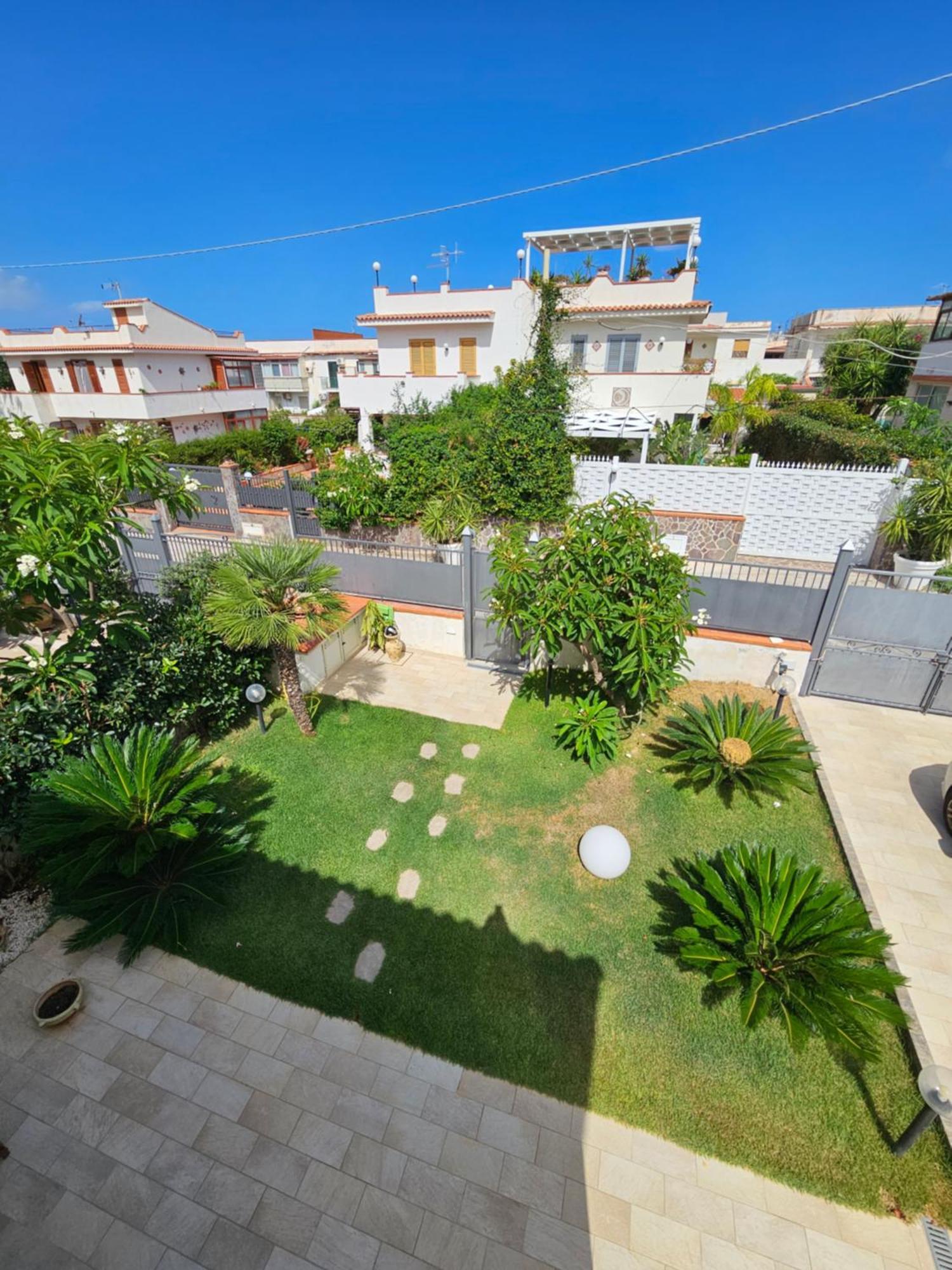 Isolahome Isola delle Femmine Ngoại thất bức ảnh